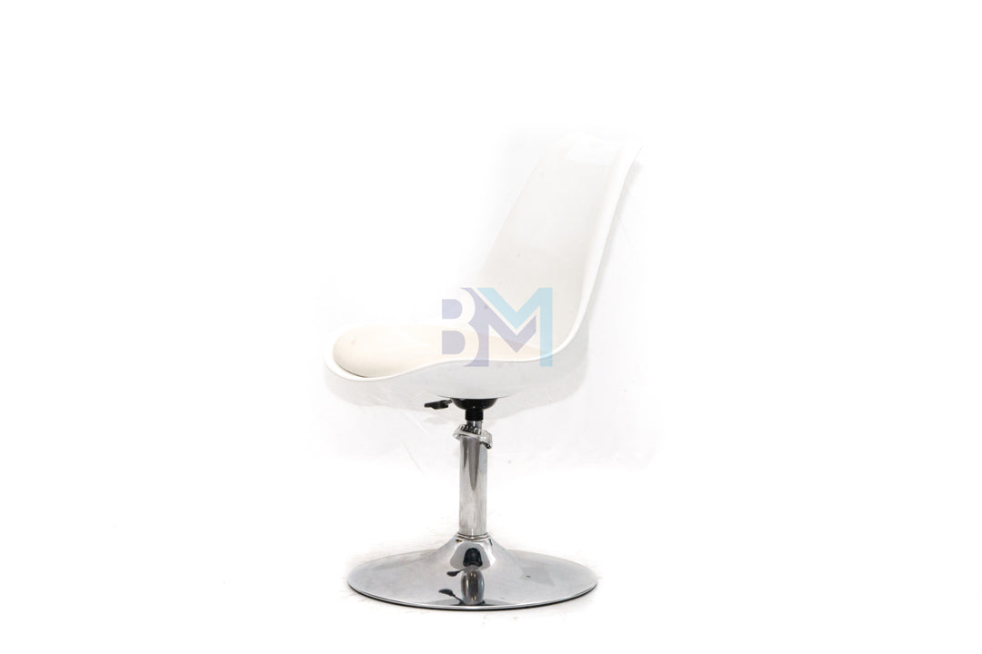 White manicure chair in leatherette and polyurethane 