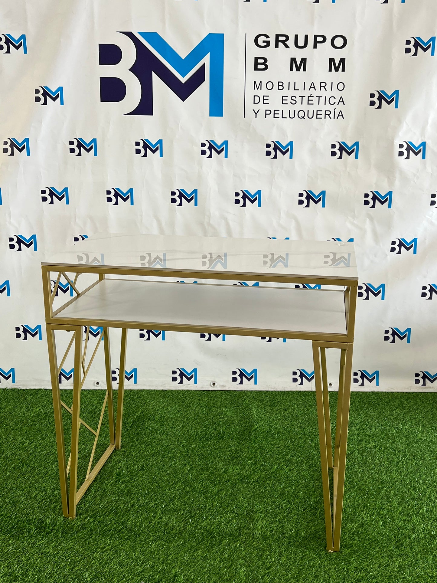 Individual manicure table in gold metal, marble-like stone and wood