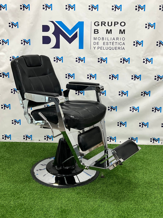 Classic style black and silver barber chair