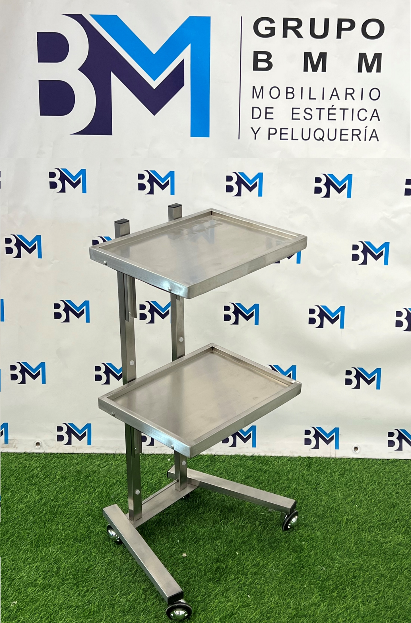 Metallic auxiliary trolley with 2 shelves