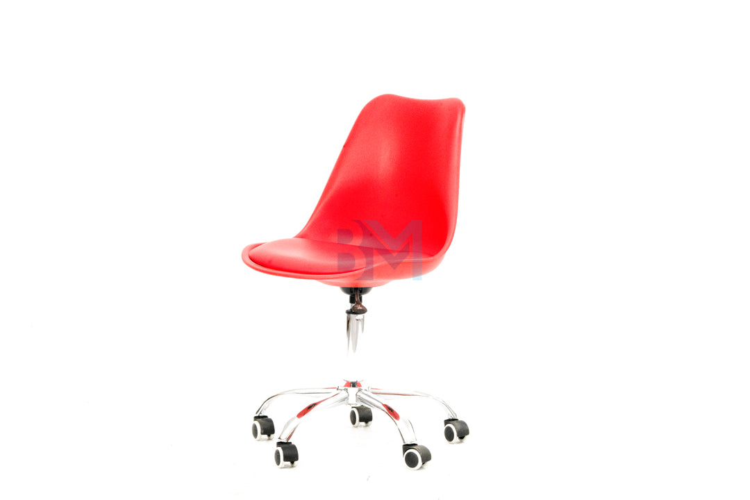 Red manicure chair in leatherette and polyurethane